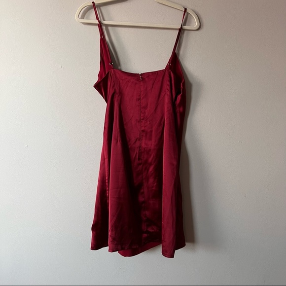 NWT Selfie Leslie Ireland Silky Faux Wrap Dress Plum Size XL - Picture 4 of 6